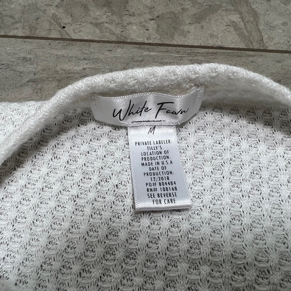 light n white knit tie sweater - Picture 3 of 5